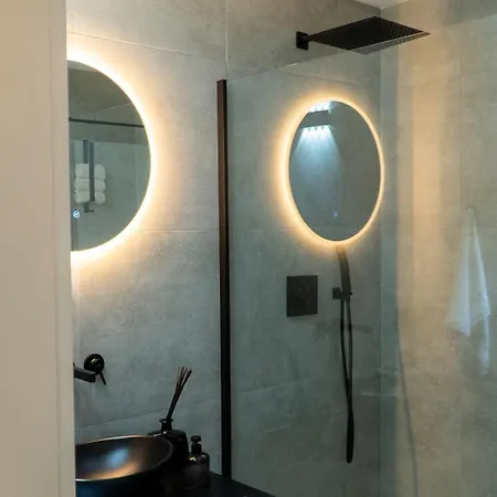 Villa Villafine - Privat, Uneinsehbar!
