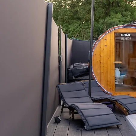 Villafine - Privat, Uneinsehbar! Βίλα