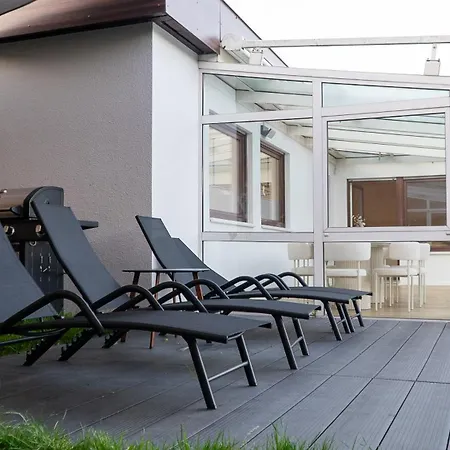 Villafine - Privat, Uneinsehbar! Βίλα Vaihingen an der Enz